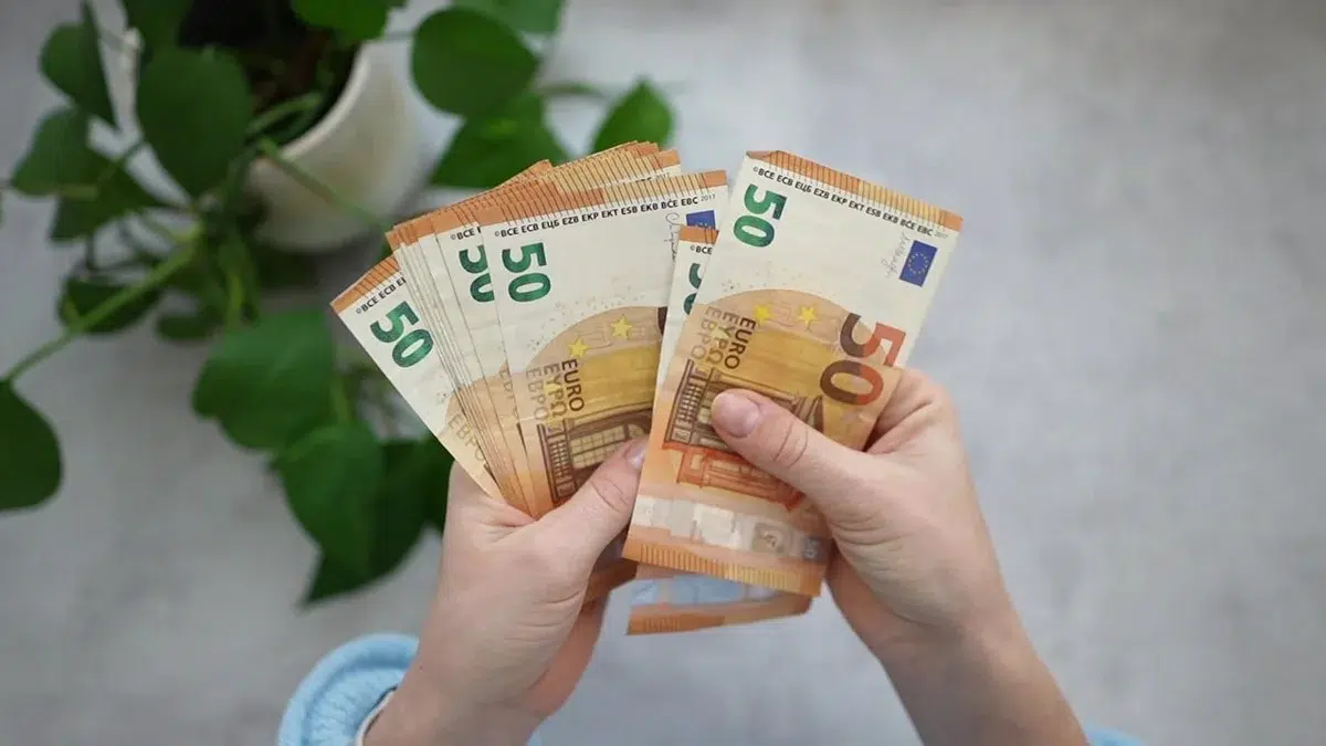 Aide CAF de 1042 euros dès le 7 avril 2026 : attention à cette annonce, voici la vérité sur ce versement